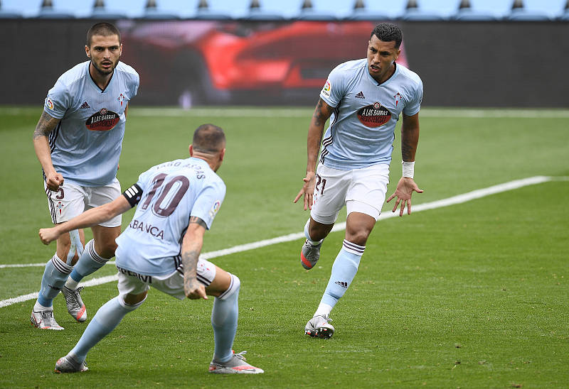 埃瓦尔主场逼平阿拉维斯,保级压力再度加大 埃瓦尔主场逼平阿拉维斯,保级压力再度加大