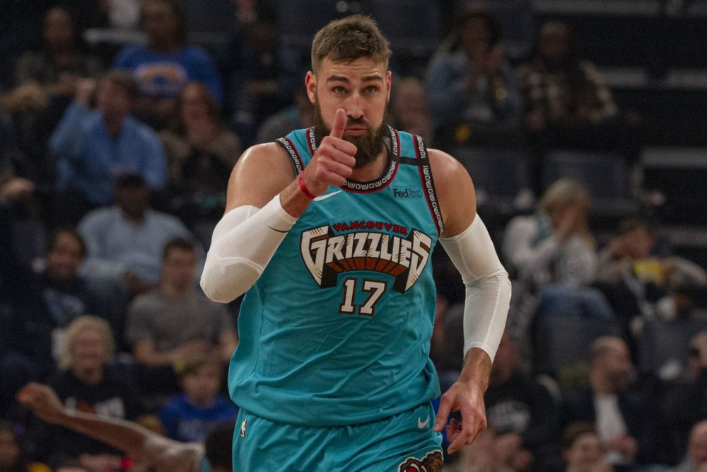 威廉姆斯力克红牛二队，拉塞尔带队取胜