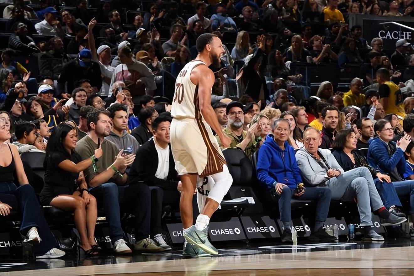 爵士横扫勇士,布伦森带队取胜 爵士横扫勇士,布伦森带队取胜