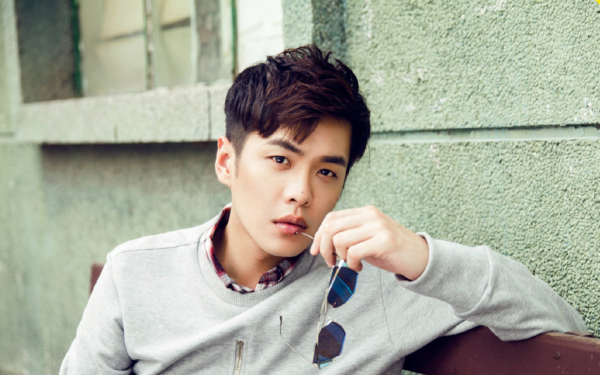 西甲国家德比之夜，当若日尼奥变成持刀的后腰